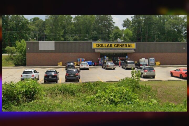 84-YO woman beaten by teens in Dollar General parking lot after refusing to give up keys